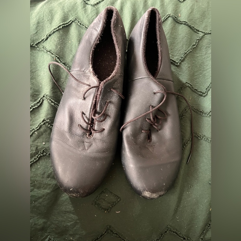 Bloch shock wave tap shoe tie up leather tap dance shoe women’s 8
